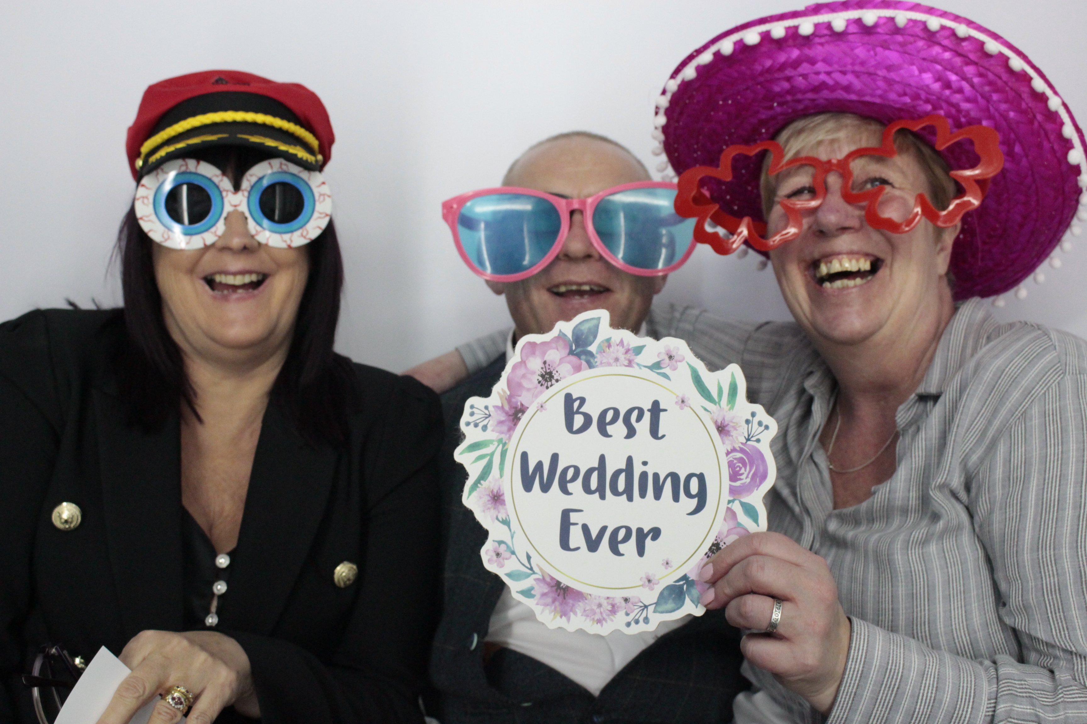Ben & Abby’s Wedding  | View more photos from the event at gallery.myphotoboothexperience.co.uk/u/MyPhotoBoothExperienceLtd/Ben-Abby’s-Wedding